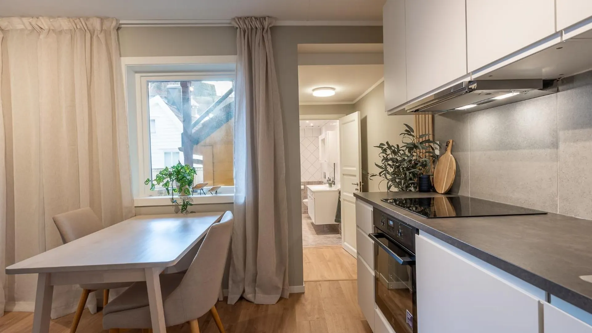 Central Family Apartment - Well Equipped And Newly Renovated 0*, Bergen