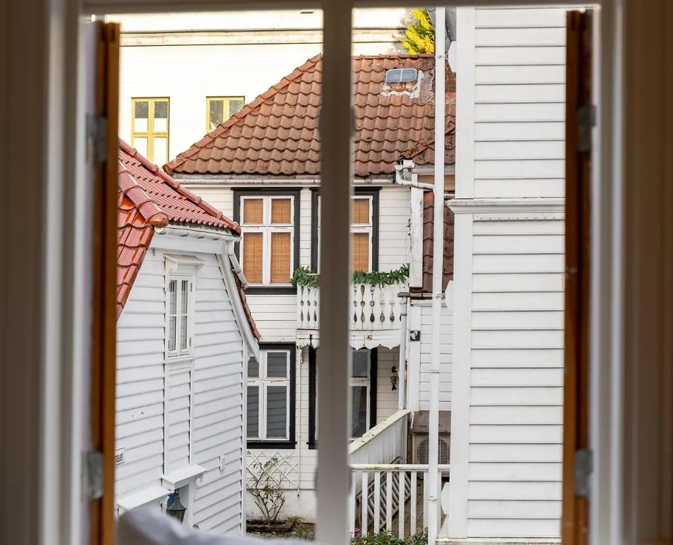 Central Family Apartment - Well Equipped And Newly Renovated Bergen
